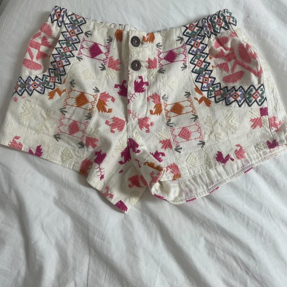 Anthropologie Embroidered Shorts - Picture 2 of 3